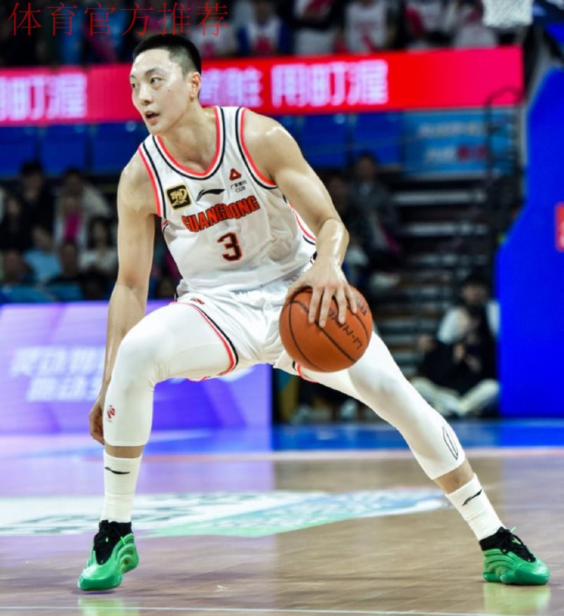 广东3消息!杜锋被打自闭,徐杰天神下凡,胡明轩即将复出 广东3消息!杜锋被打自闭,徐杰天神下凡,胡明轩即将复出